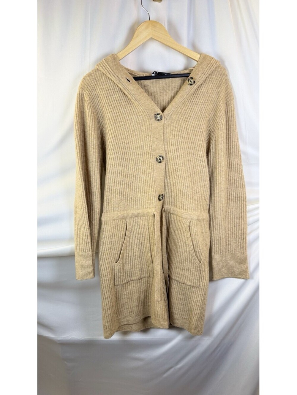 NWT ZARA HOODED KNIT JUMPSUIT SIZE L Shorts Sweater Camel Button Up Pockets Soft